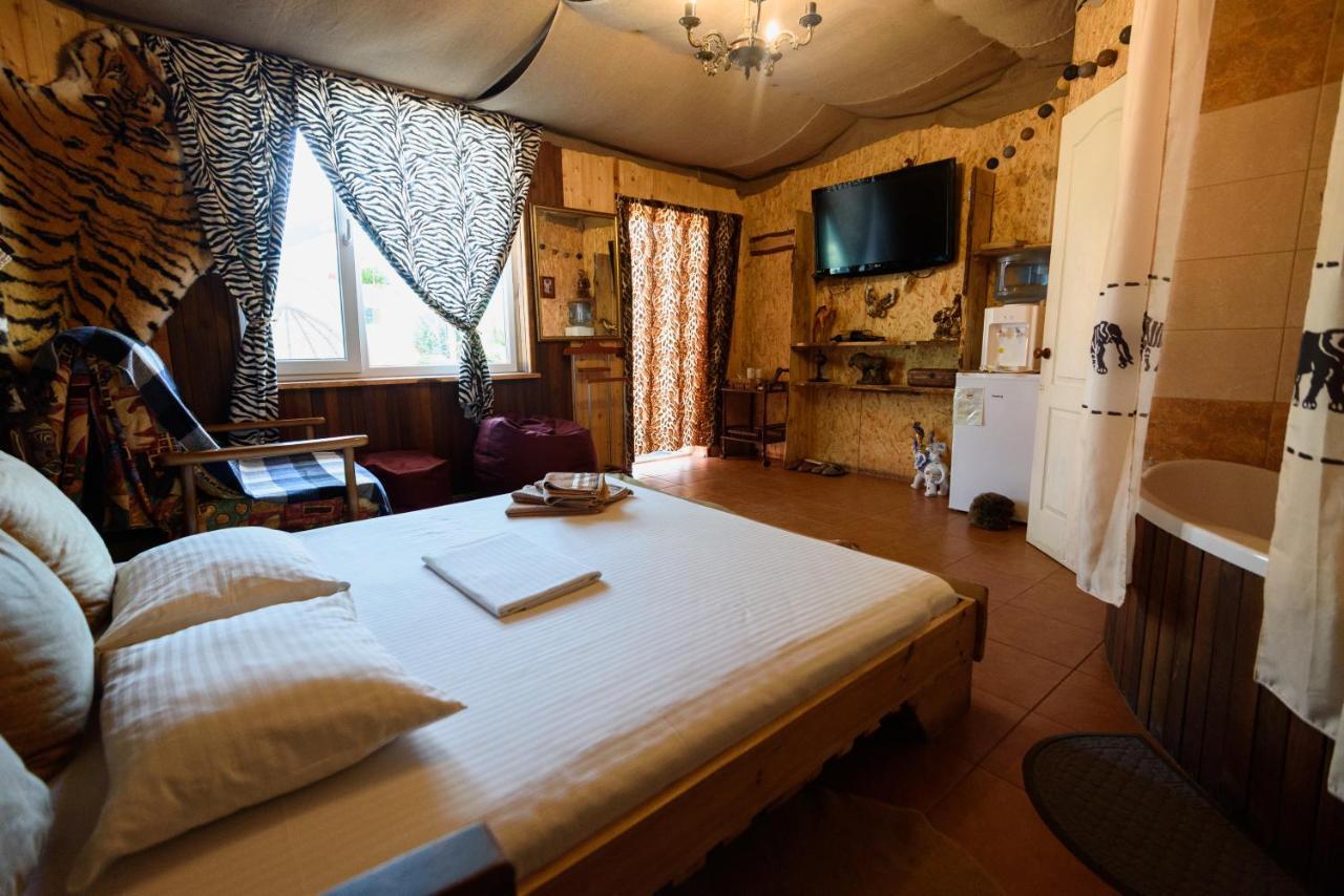 Maiami Hotel Nikopol Eksteriør billede